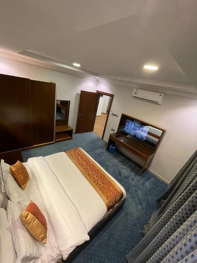 الماسم للأجنحة الفاخرة- الملك فهد - الرياض Riad Exterior foto
