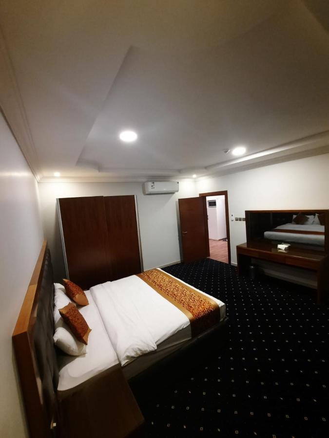 الماسم للأجنحة الفاخرة- الملك فهد - الرياض Riad Exterior foto