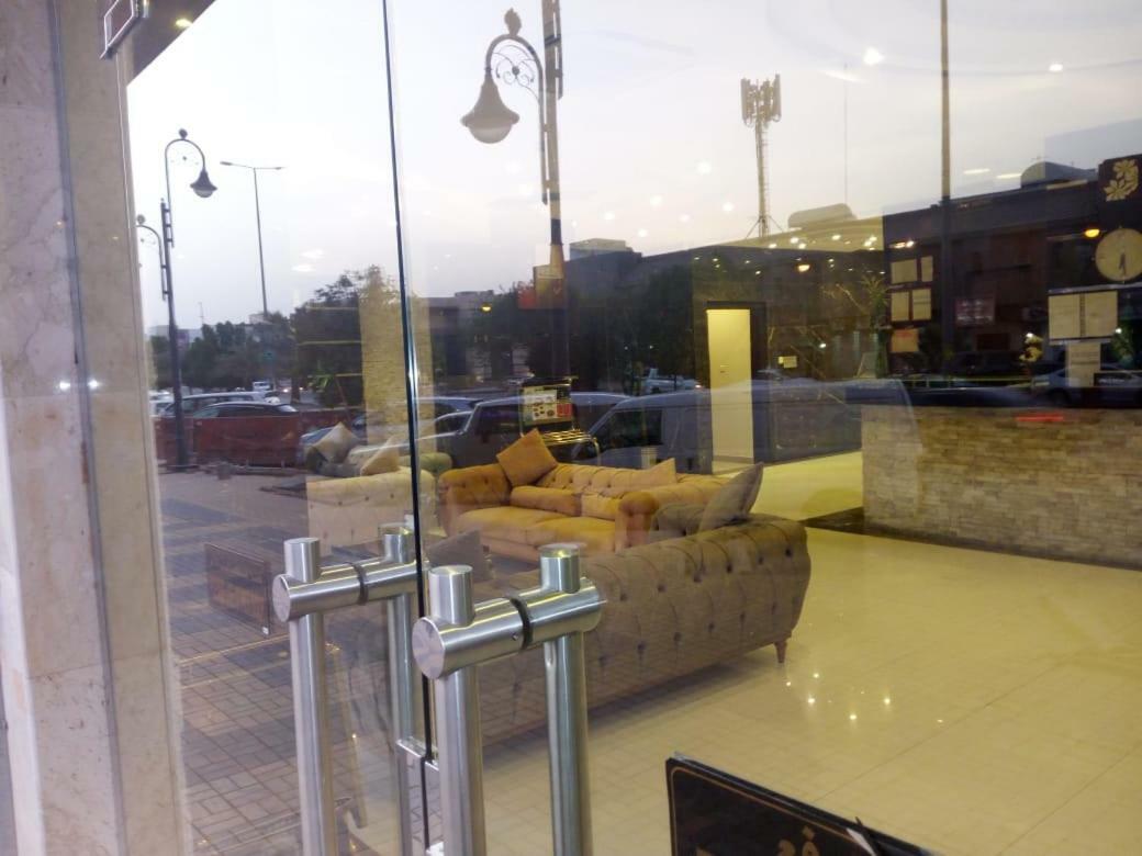 الماسم للأجنحة الفاخرة- الملك فهد - الرياض Riad Exterior foto